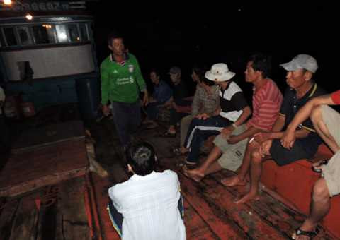 tàu cá, ngư dân, Lý Sơn, Trung Quốc, tấn công, đập phá, cướp tài sản