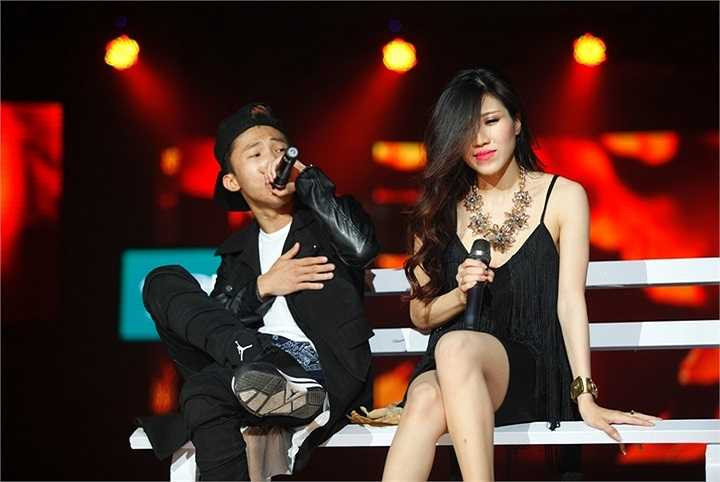 Cô tiếp tục với ca khúc Thu cuối song ca cùng với ca sĩ Mr. T. Tuy đã biết và cùng làm việc với nhau một thời gian, nhưng Mr. T cho biết đây là lần đầu tiên anh và Trang Pháp có cơ hội đứng chung với nhau trên một sân khấu. 