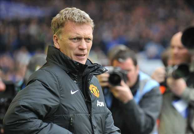 Không có được Bale, Fabregas hay Ronaldo, David Moyes mâu thuẫn với BLĐ Man Utd