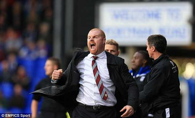 'Ginger Mourinho' là biệt danh mà các CĐV Burnley đặt cho Dyche