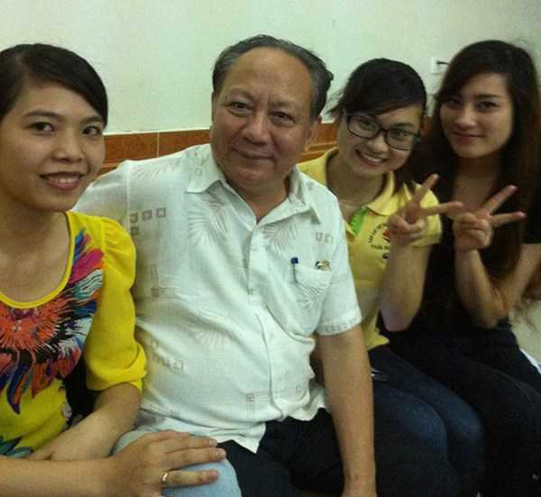 Mua bằng tiến sĩ