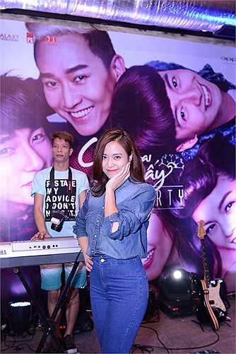 Sau thành công của dự án phim Thần tượng, cặp đôi dính nghi án phim giả tình thật, nhưng cả hai đã phủ nhận mối quan hệ này.