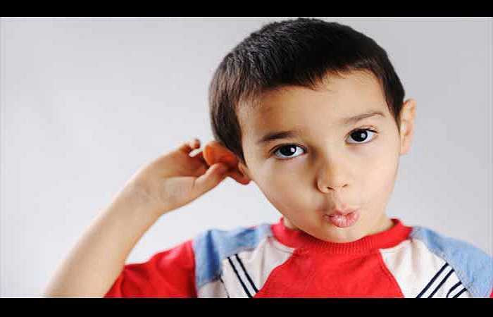 Khả năng nghe và nói của trẻ em: Người lớn khi nghe thấy những âm thanh chói tai đó và hiểu chúng không có ý nghĩa gì nhưng với trẻ em, chúng sẽ ảnh hưởng đến khả năng nghe và nói của trẻ. Trẻ cần được nghe âm thanh như lời nói rõ ràng để học những ngôn ngữ giao tiếp từ cha mẹ.