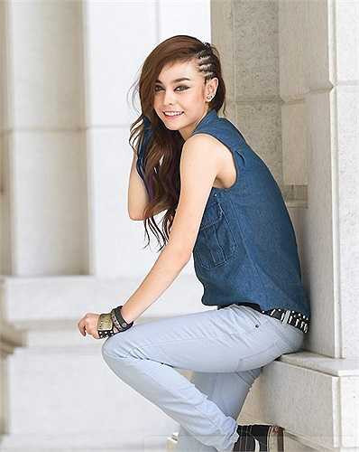 'Đoá hồng lai' Hồ Ngọc Hà khoe nhan sắc hút hồn - 17