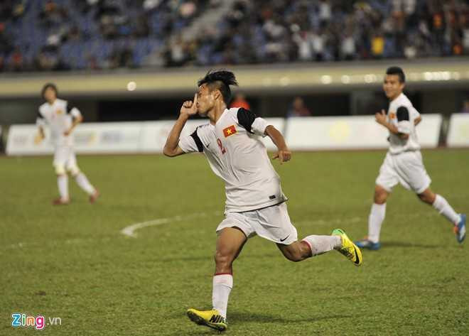 Các cầu thủ trẻ cần thời gian để phát triển và niềm tin của người hâm mộ