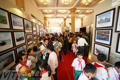 Quảng Nam, Hoàng Sa, TRường Sa, triễn Lãm, Bộ TTTT, TRương Minh Tuấn, triển lãm