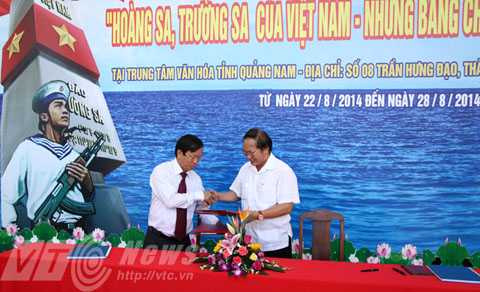 Quảng Nam, Hoàng Sa, TRường Sa, triễn Lãm, Bộ TTTT, TRương Minh Tuấn, triển lãm