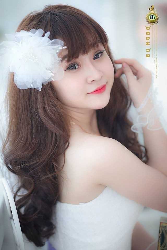 Cô chấp nhận việc học bổ túc. Ảnh: NVCC