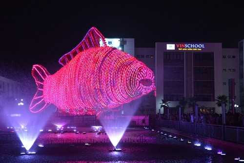 'Tuyệt phẩm ánh sáng' hình cá chép tại VMM Times City