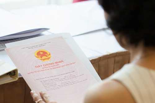 Vinhomes bàn giao hàng trăm số đỏ đợt 2 cho khách hàng