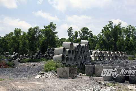 Quan Lạn - Minh Châu, huyện Vân Đồn, Quảng Ninh, đường "giời hành"