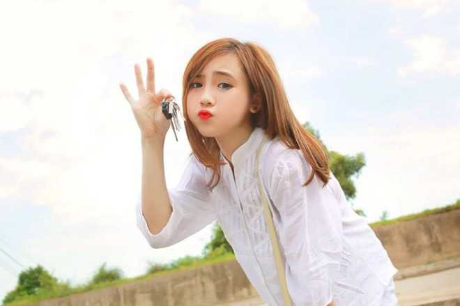 Cô có nhiều kỷ niệm vui buồn xung quanh tên lạ. Ảnh: Ducky Duck.