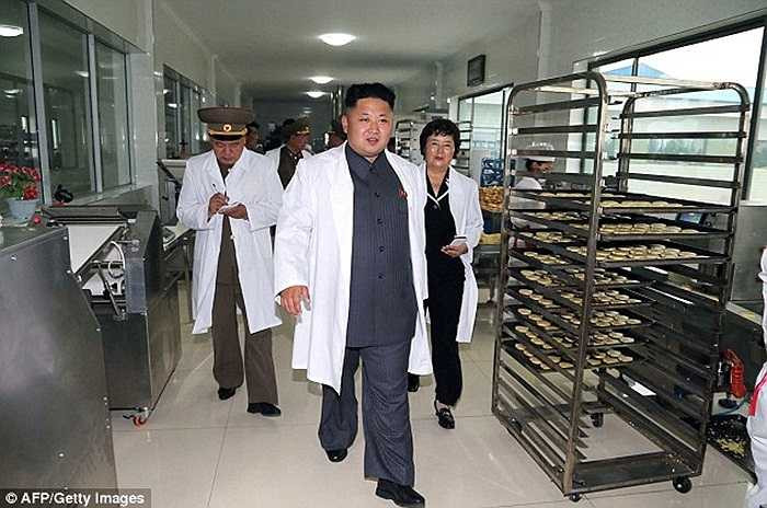 Nhà lãnh đạo Kim Jong-un quan tâm tới chất lượng lương thực được sản xuất cho quân đội nước này