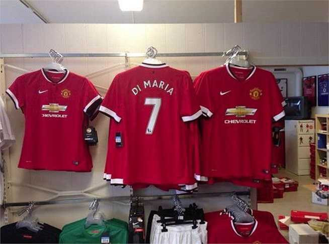Những hình ảnh về số áo mới của Di Maria được khẳng định là chụp tại các xưởng in áo đấu cho Man Utd. 