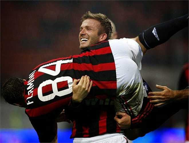 Flamini mặc áo số 84, còn Shevchenko sau khi trở lại từ Chelsea, mặc áo số 76