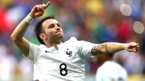 Valbuena vừa có kỳ World Cup thành công nhưng chỉ có giá 7.5 triệu Euro