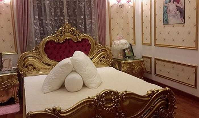 Được biết, vàng dát đều là vàng đạt chuẩn chất lượng chứ không phải loại vàng có nguồn gốc Trung Quốc.