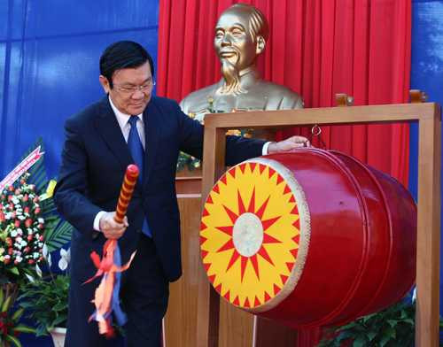 Chủ tịch nước: Mong các em chăm chỉ học tập