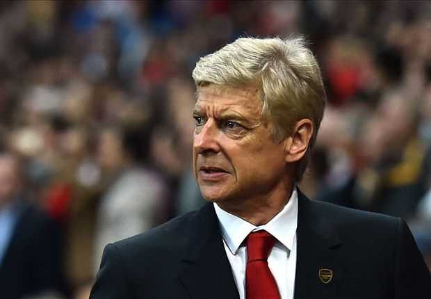 Wenger bực dọc vì chưa mua được cầu thủ ưng ý