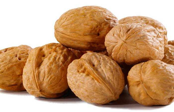 Các loại hạt: Các loại hạt là những thực phẩm tự nhiên giúp cải thiện tiêu hóa. Chúng chứa các axit béo omega-3 hỗ trợ tiêu hóa tốt hơn.