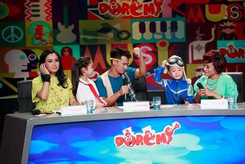 Thanh Lam quần soóc ngắn sexy bên 'học trò' Lê Vũ Bình