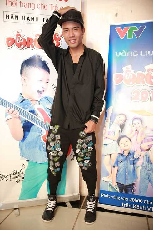 Thanh Lam quần soóc ngắn sexy bên 'học trò' Lê Vũ Bình