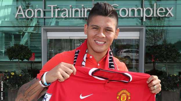Khoảng 2 tuần nữa, Marcos Rojo mới có thể ra mắt Man Utd