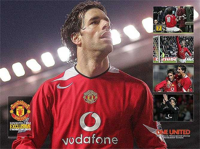 Ruud van Nistelrooy (19 triệu bảng). Sau khi đến Man Utd từ PSV với mức phí 19 triệu bảng vào năm 2001, Ruud Van Nistelrooy nhanh chóng trở thành cầu thủ trụ cột của CLB chủ sân Old Trafford.