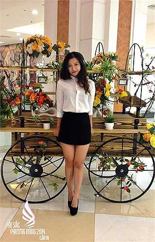 Cuộc thi Tài sắc Phương Đông được tổ chức định kỳ 2 năm một lần nhằm phát hiện và tôn vinh những Đoàn viên - sinh viên ưu tú, giới thiệu hình ảnh sinh viên trường không những năng động, sáng tạo, giàu tri thức, mà còn duyên dáng, thanh lịch. Trong ảnh là thí sinh Nguyễn Thị Bích Ngọc