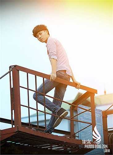 Thí sinh dự thi phải có điểm tổng kết TBC tích lũy hoặc TBC kỳ gần nhất đạt từ 2,25 trở lên (theo thang điểm 4) và có điểm rèn luyện phải đạt từ loại Khá trở lên. Nam phải có chiều cao từ 1,72m, nữ cao từ 1,62m, ngoại hình ưa nhìn. Trong ảnh là thí sinh Phan Minh Đạt