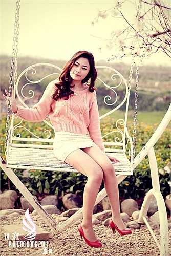 Khuyến khích các sinh viên có năng khiếu văn hoá - nghệ thuật; sinh viên có kết quả học tập loại Giỏi, Xuất sắc; sinh viên tích cực tham gia các hoạt động của Đoàn TN – Hội SV đăng ký tham gia. Trong ảnh là thí sinh Chu Ngọc Trâm