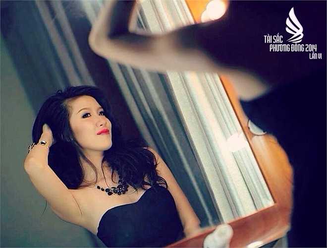 Những thí sinh có khả năng ngoại ngữ tốt được khuyến khích tham gia cuộc thi. Trong ảnh là thí sinh Hoa Thanh Tâm