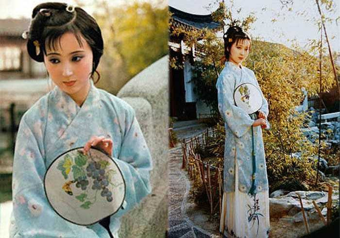 Lâm Đại Ngọc không chỉ có nhan sắc tuyệt mỹ mà còn có một tâm hồn đa sầu đa cảm. 