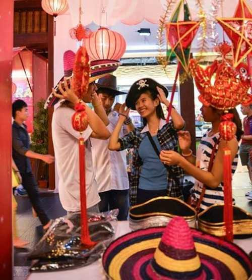 'Đón trung thu - đến Vincom'