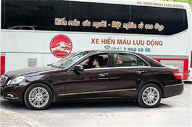 Không ngạc nhiên khi cát xê của Hoàng Thùy Linh ngày trở lại cao ngất ngưởng trong showbiz.