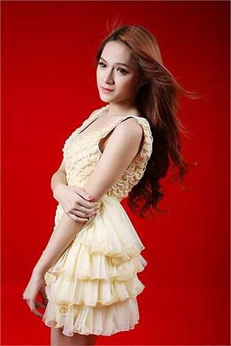 Mới đây, sau khi đăng quang Amazing race 2014, những lùm xùm tiếp tục đến với Hương Giang.