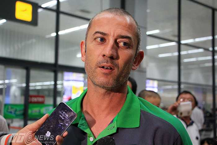 Thầy Giôm hi vọng U19 Việt Nam sẽ vượt qua áp lức