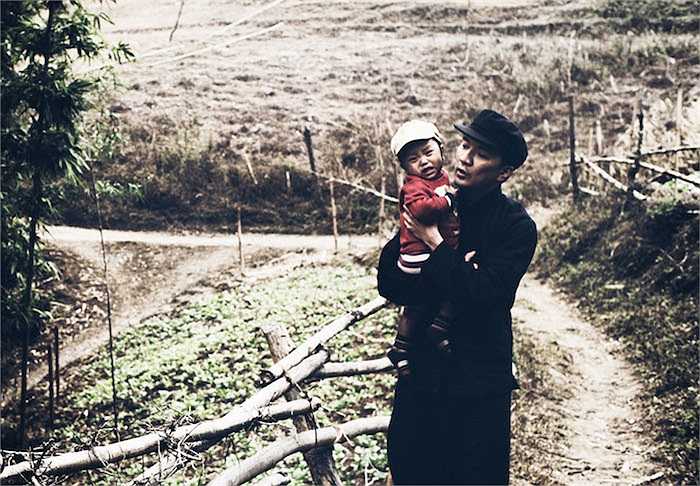 Đàm Vĩnh Hưng vô cùng ưng ý khi vai nữ chính của 'Hiệp sỹ mù' được giao cho Ngọc Thanh Tâm – một diễn viên trẻ nhưng dám lăn xả để hoàn thành vai diễn cũng như có lối diễn xuất đầy chân thực, cảm xúc.