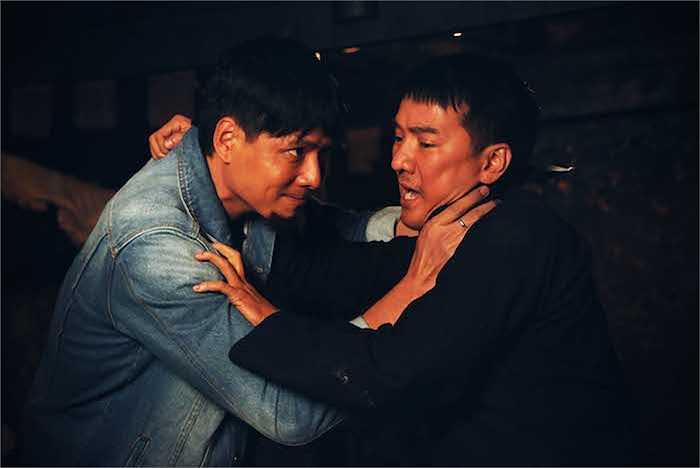 Bộ phim Hiệp sĩ mù sẽ chính thức được ra mắt trên toàn quốc từ ngày 26/09. Trước đó, buổi công chiếu sẽ được thực hiện ở 3 tỉnh thành phố là: TP. Hồ Chí Minh, Hà Nội và Cần Thơ từ ngày 22 đến 24/09. Trung Ngạn