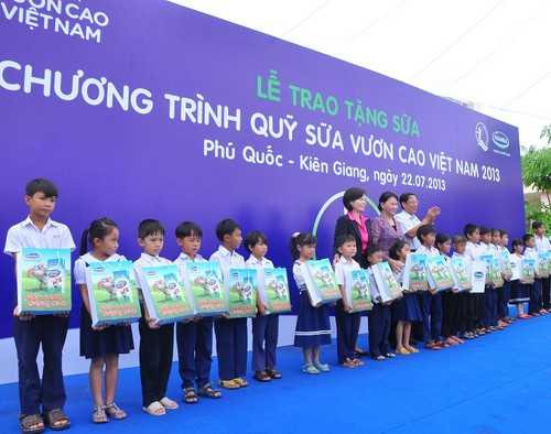 Tâm huyết vì một Việt Nam luôn vươn cao