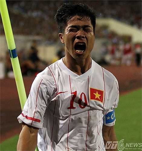 Niềm hạnh phúc của Công Phượng chính là hạt giống niềm tin cho người hâm mộ bóng đá Việt Nam