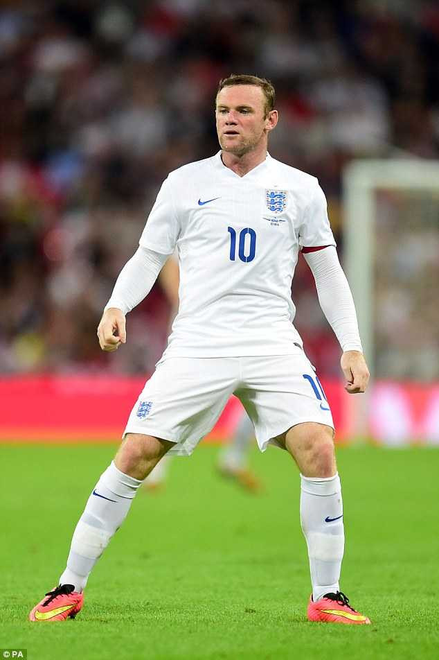 Rooney đã ghi bàn ngay trận đấu đầu tiên đeo băng đội trưởng tuyển Anh