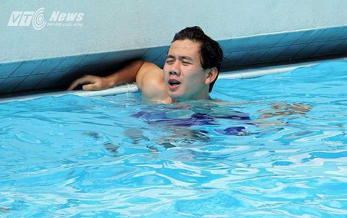 Tiền vệ Minh Vương