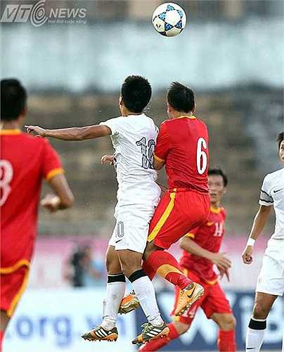 Nhưng thực tế đây chỉ là số còn tồn lại từ bản hợp đồng với Nike. Hiện Nike đã chấm dứt hợp tác với VFF từ đầu năm 2014 và VFF vẫn chưa tìm được đối tác nào để tiếp tục bắt tay