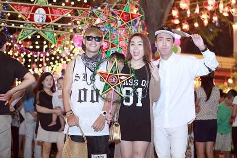 Đinh Mạnh Ninh, Lê Vũ Bình đón trung thu sớm