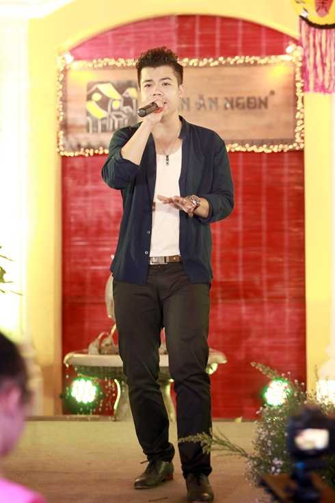 Đinh Mạnh Ninh, Lê Vũ Bình đón trung thu sớm