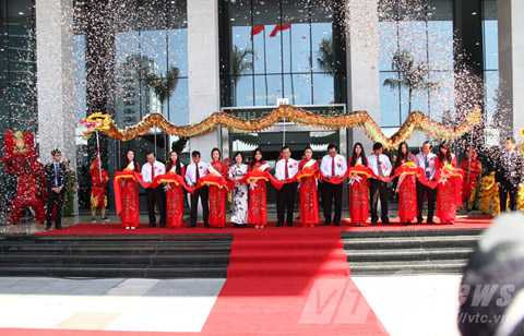 Bên trong, tòa nhà hành chính, nghìn tỷ, Đà Nẵng, khánh thành
