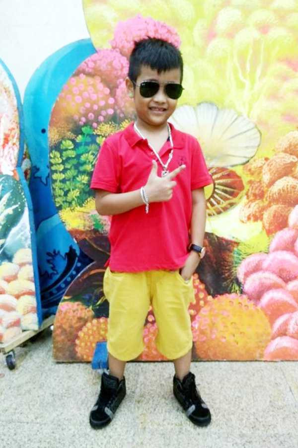 Trăng rằm nơi đảo xa