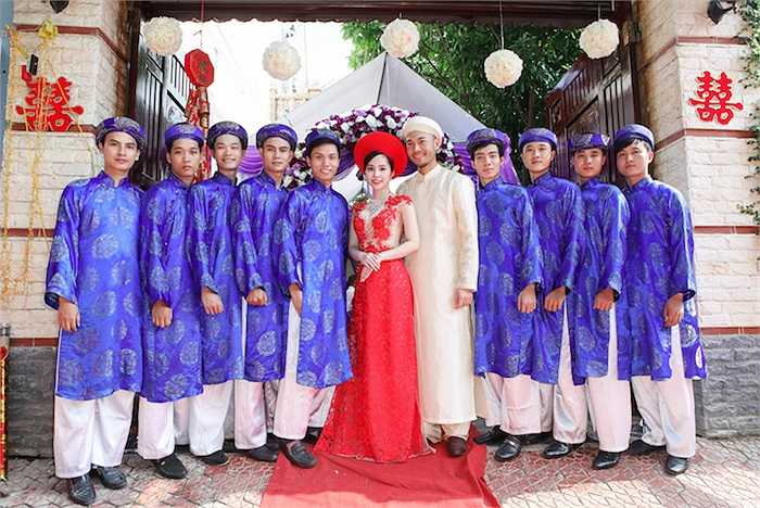 Một năm sau khi công bố chuyện tình cảm, 'Cá sấu chúa' Quỳnh Nga và nam người mẫu điển trai Doãn Tuấn đã quyết định đi đến hôn nhân.