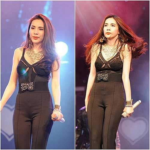 Chiếc áo mang cảm hứng nội y táo bạo được người đẹp phối cùng chiếc quần ống loe thời trang.